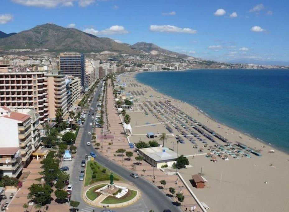 Apartamento Amplio Y Centrico Фуeнхирола Екстериор снимка